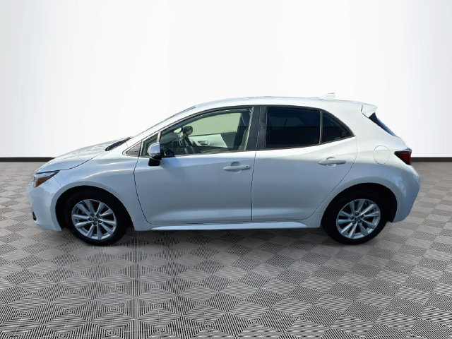 Used 2023 Toyota Corolla SE w/ SE Premium Package FWD image 4