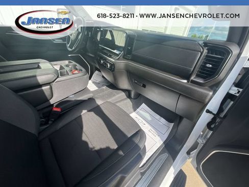 Used 2025 Chevrolet Silverado 2500 LT AWD/4WD image 28