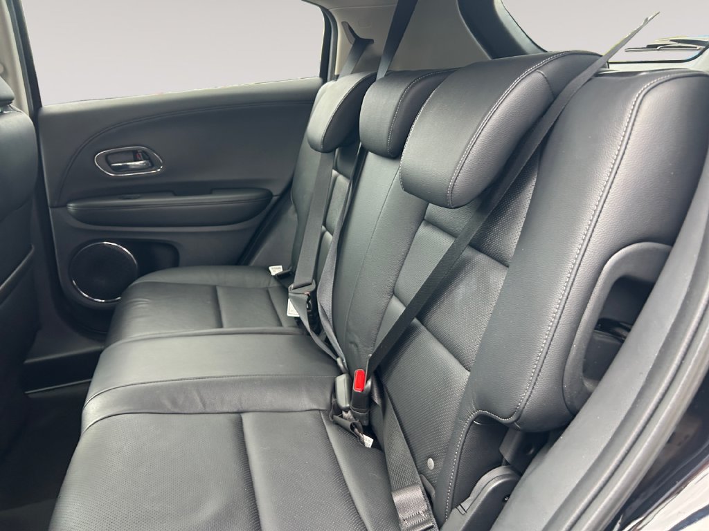Used 2022 Honda HR-V EX-L image 13