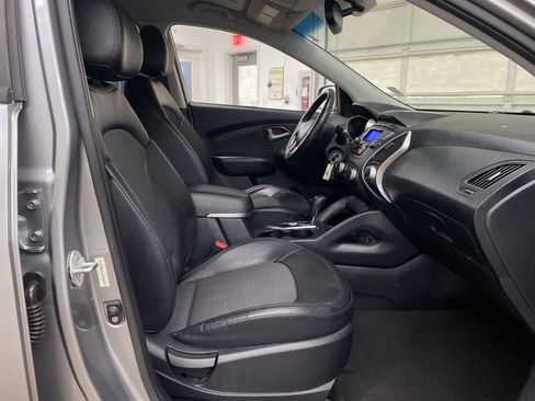 Used 2012 Hyundai Tucson GLS image 20