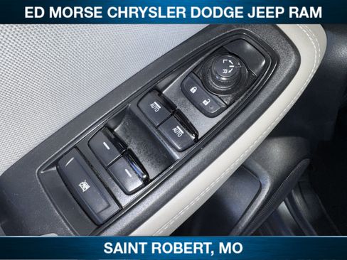 Used 2024 Subaru Forester Premium AWD/4WD image 22