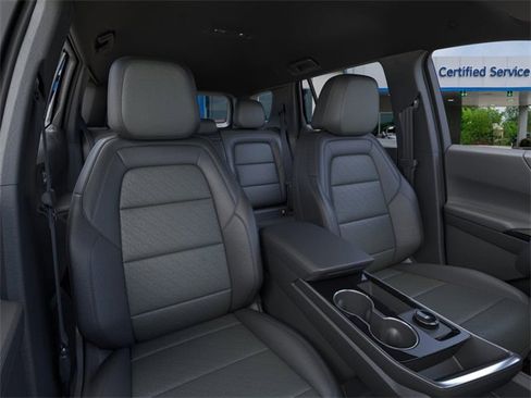 New 2026 Chevrolet Equinox LT w/ Convenience Package II image 16