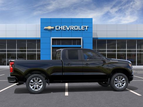 New 2026 Chevrolet Silverado 1500 Custom RWD image 6