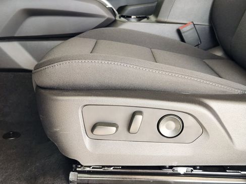 New 2025 Chevrolet Colorado W/T w/ WT Convenience Package II image 18