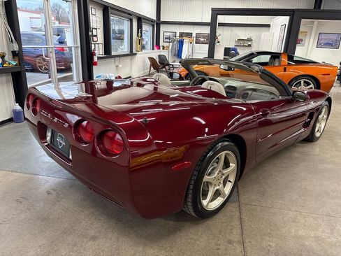 Used 2003 Chevrolet Corvette Convertible w/ Preferred Equipment Group1 image 14
