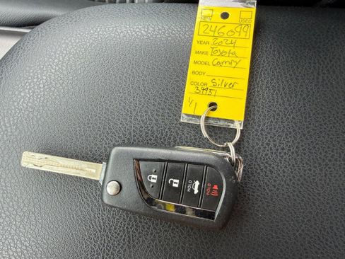 Used 2024 Toyota Camry SE FWD image 40
