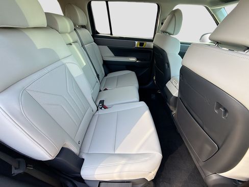 New 2026 Hyundai Santa Fe SEL FWD image 19