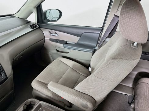 Used 2015 Honda Odyssey EX image 21