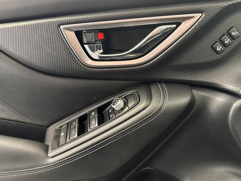 Used 2022 Subaru Forester Touring image 10