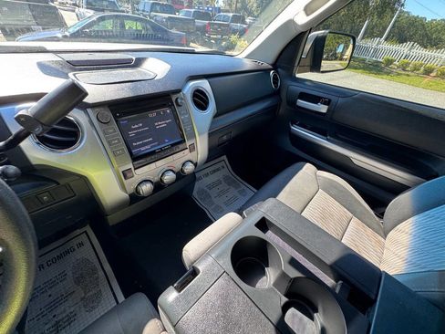 Used 2014 Toyota Tundra SR image 19