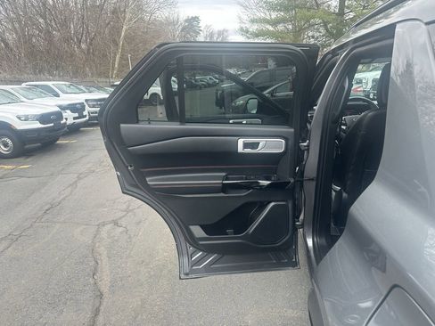 Used 2023 Ford Explorer ST-Line w/ Class IV Trailer Tow Package image 12