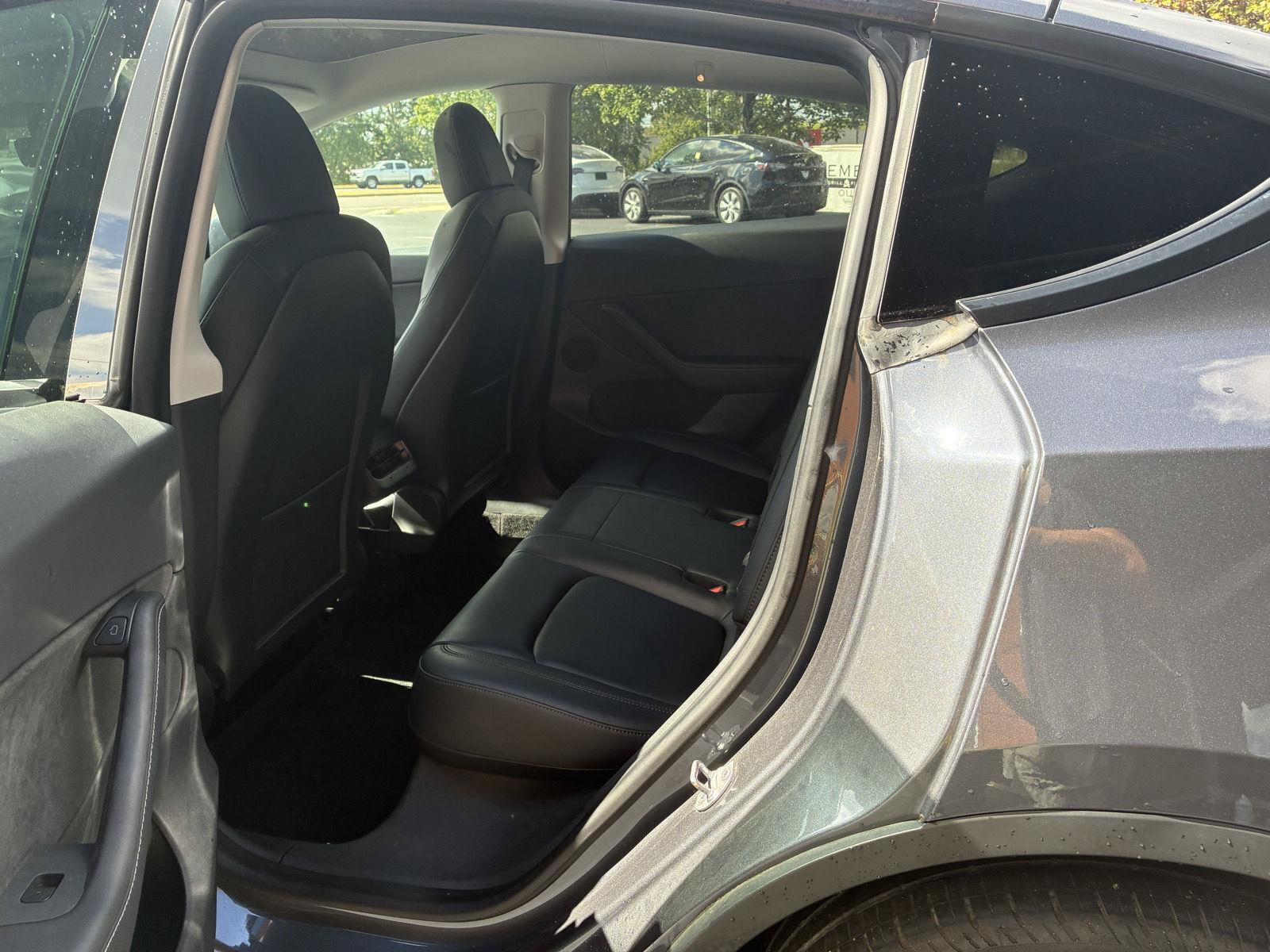 Used 2021 Tesla Model Y Long Range AWD/4WD image 9