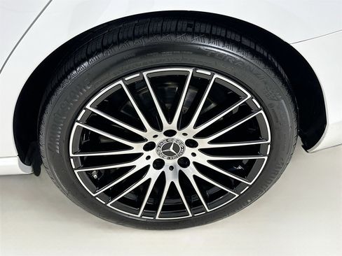 Certified 2025 Mercedes-Benz C 300 Sedan image 34