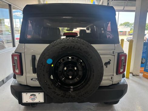 New 2026 Ford Bronco Outer Banks AWD/4WD image 9
