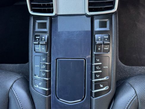 Used 2016 Porsche Panamera Edition image 41