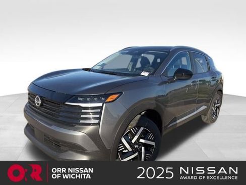 New 2026 Nissan Kicks SV w/ SV Premium Package FWD image 1