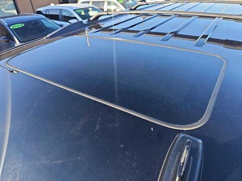 Used 2016 Chevrolet Suburban LTZ image 34