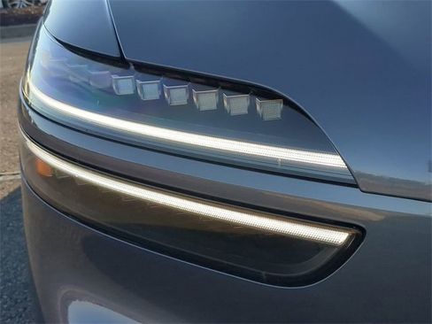 New 2026 Genesis GV70 2.5T Select image 9