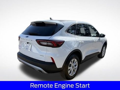 Used 2025 Ford Escape Active w/ Active Premium Tech Pack image 9