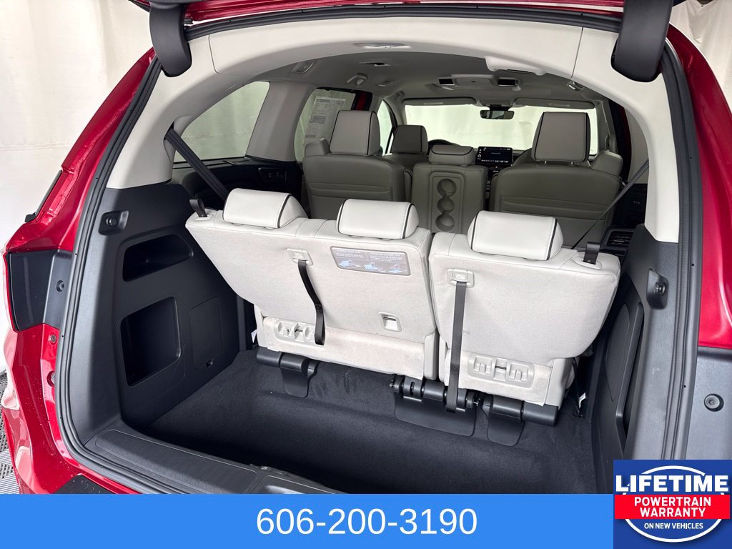 New 2027 Honda Odyssey Touring image 10