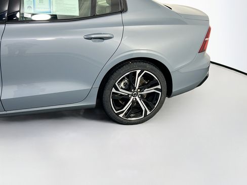 Used 2023 Volvo S60 B5 Core w/ Protection Package Premier image 30