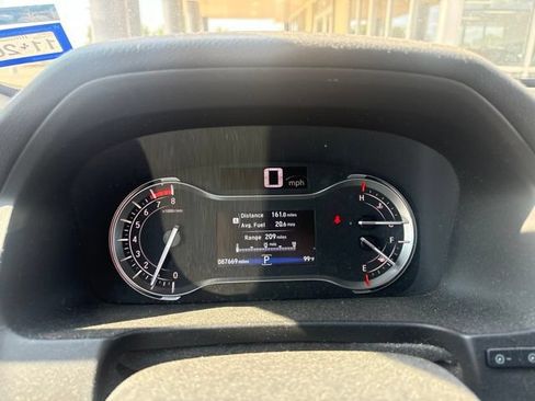 Used 2019 Honda Ridgeline Sport image 11