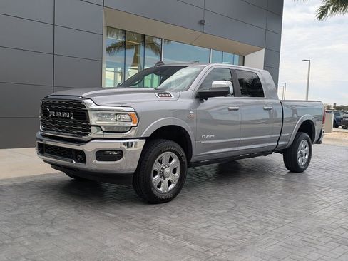 Used 2019 RAM 2500 Limited image 1