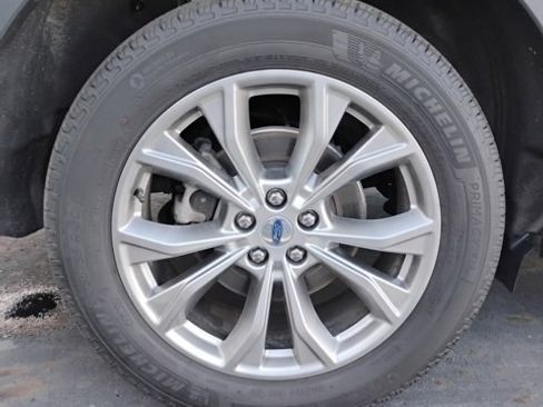 Certified 2023 Ford Explorer XLT w/ Equipment Group 202A image 23