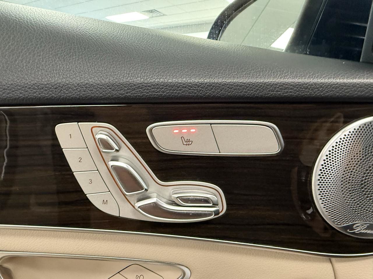 Used 2018 Mercedes-Benz C 300 Sedan w/ Multimedia Package image 27