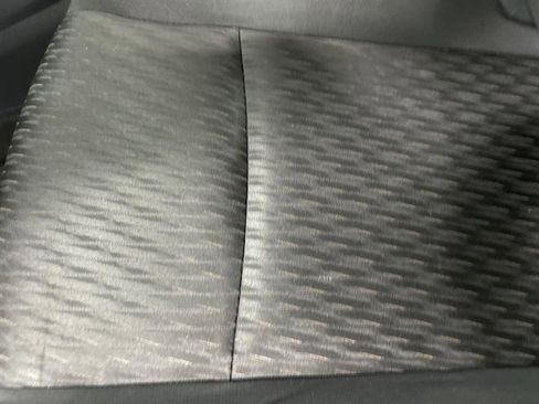 Used 2017 Nissan Rogue S image 14