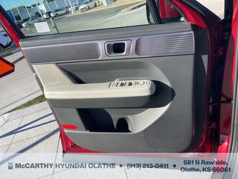 Used 2025 Hyundai Santa Fe SEL AWD/4WD image 31