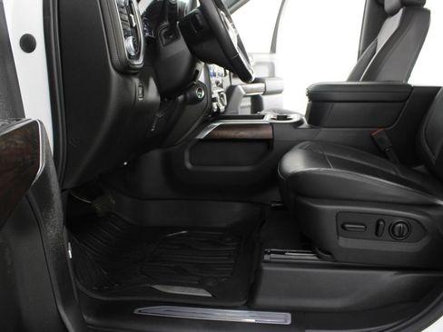 Used 2020 GMC Sierra 1500 SLT w/ SLT Premium Plus Package AWD/4WD image 18