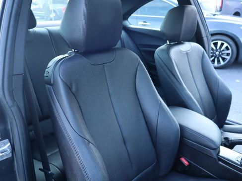 Used 2017 BMW 230i Coupe image 34