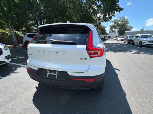 Certified 2023 Volvo XC40 B5 Ultimate w/ Protection Package Premier AWD/4WD image 49