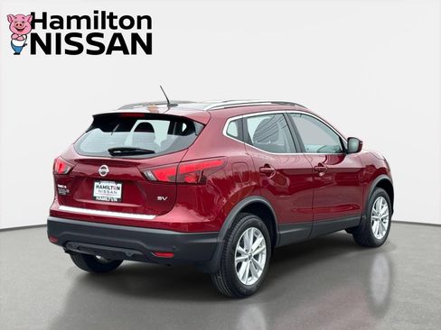 Used 2019 Nissan Rogue Sport SV FWD image 2