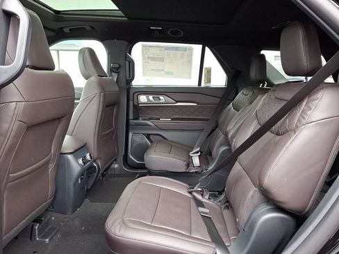 New 2026 Ford Explorer Platinum w/ LUX Leather Package image 6