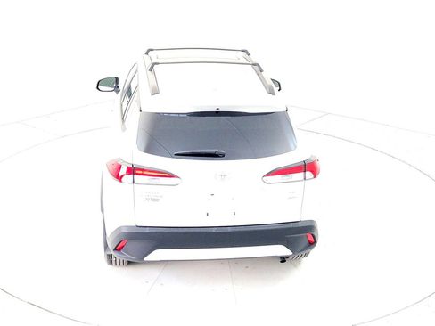 Certified 2023 Toyota Corolla Cross LE image 17