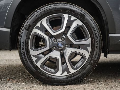 Used 2023 Subaru Ascent Limited image 18