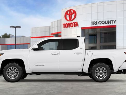 New 2025 Toyota Tacoma SR5 RWD image 4