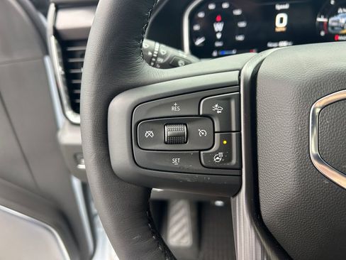 New 2026 GMC Sierra 2500 Denali Ultimate image 17