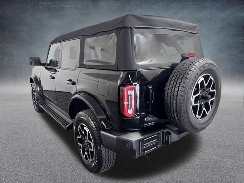 Used 2025 Ford Bronco Outer Banks AWD/4WD image 4