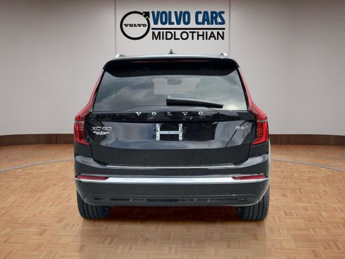 New 2026 Volvo XC90 B6 Plus w/ Protection Package Premier image 21