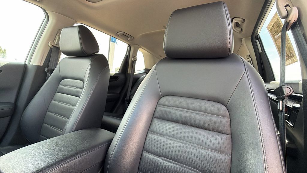 Used 2023 Honda CR-V EX-L image 11