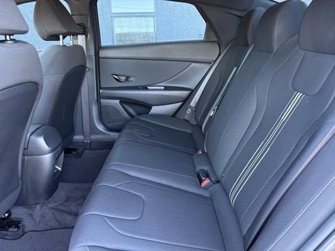 Used 2025 Hyundai Elantra Sport FWD image 6