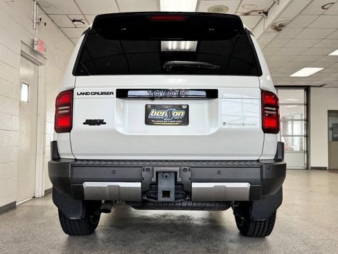 Used 2025 Toyota Land Cruiser w/ Premium Package AWD/4WD image 5