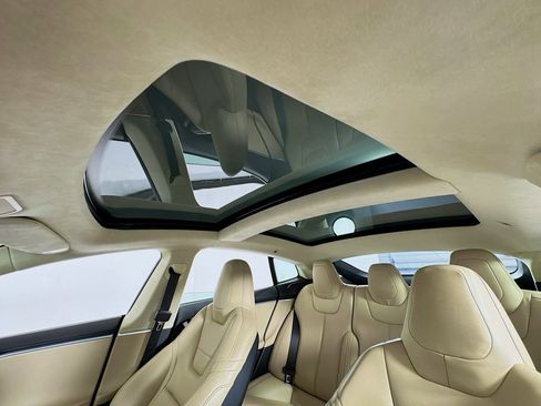 Used 2016 Tesla Model S 75D image 15
