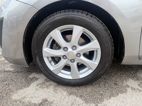 Used 2010 MAZDA MAZDA3 i Touring FWD image 31