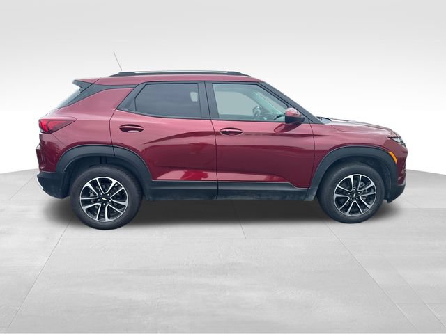 Used 2025 Chevrolet TrailBlazer LT AWD/4WD image 7