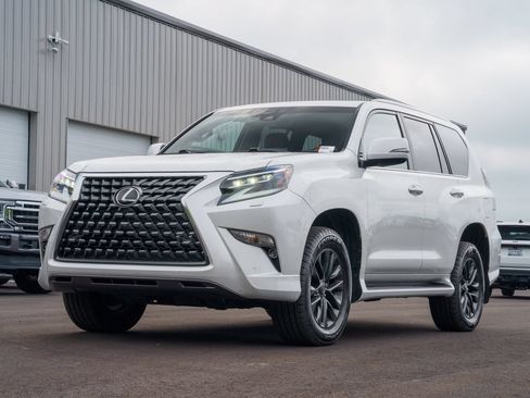 Used 2023 Lexus GX 460 Premium w/ Premium Plus Package AWD/4WD image 3