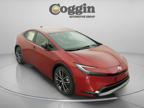 New 2026 Toyota Prius XLE image 27